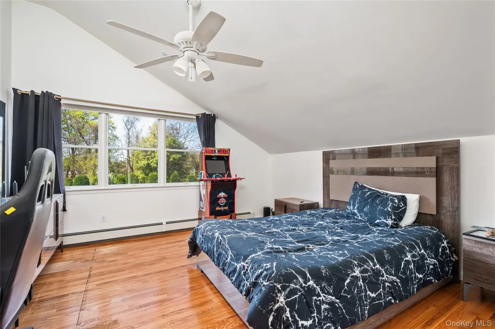 88 Pace Drive S West Islip, NY 11795