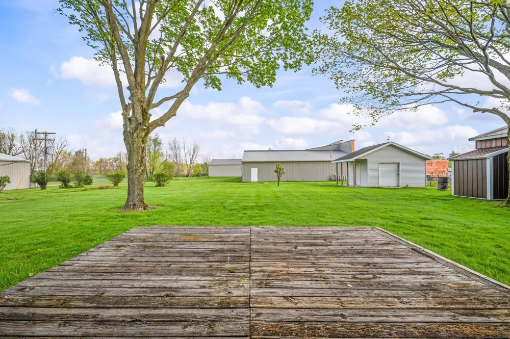 27532 May Street Edwardsburg, MI 49112