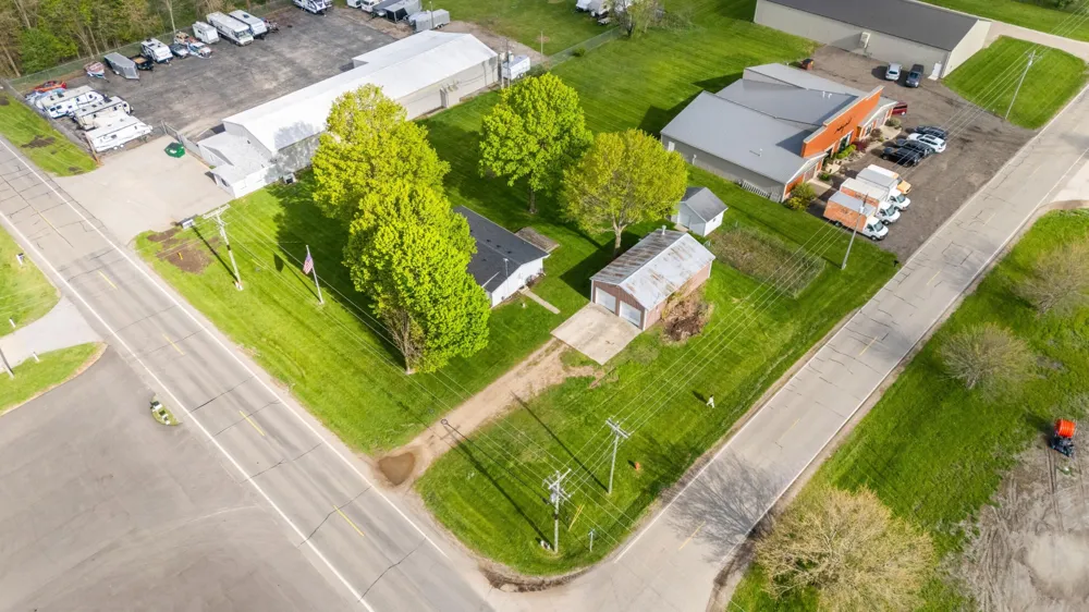 27532 May Street Edwardsburg, MI 49112