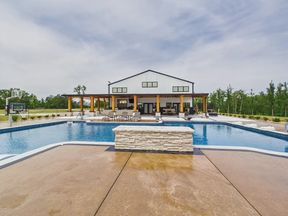 2805 Kendrick Road Michie, TN 38357