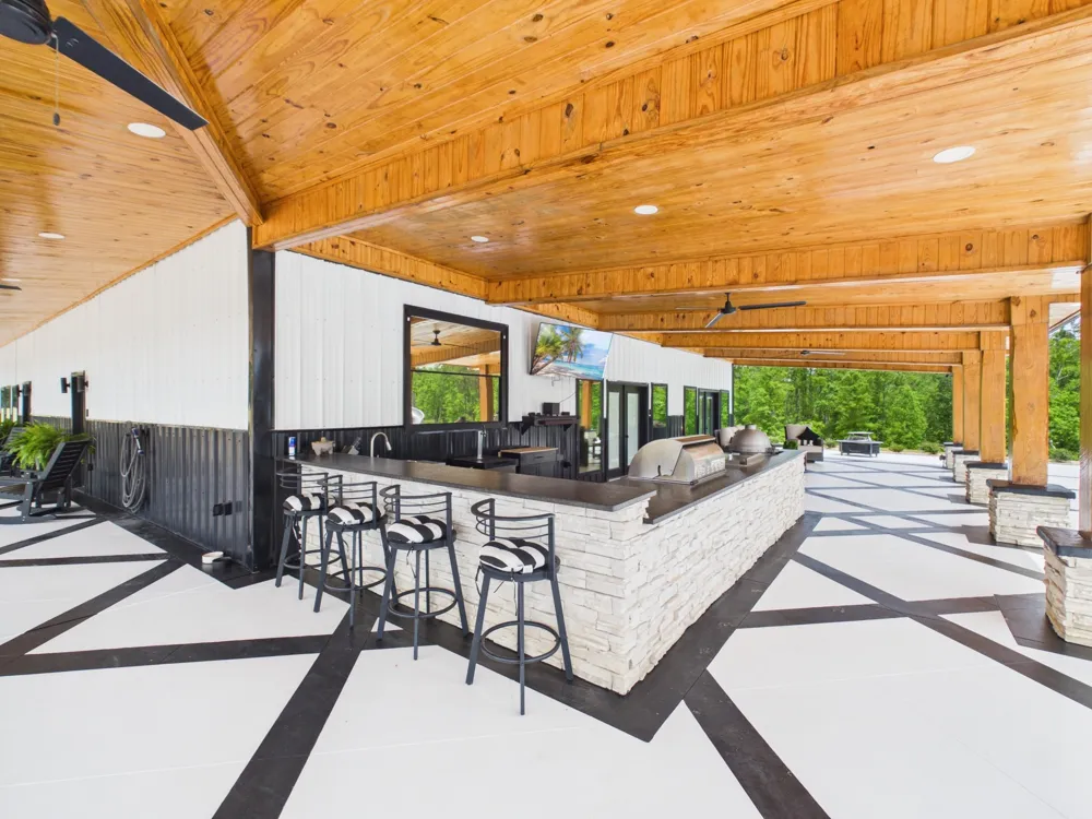2805 Kendrick Road Michie, TN 38357