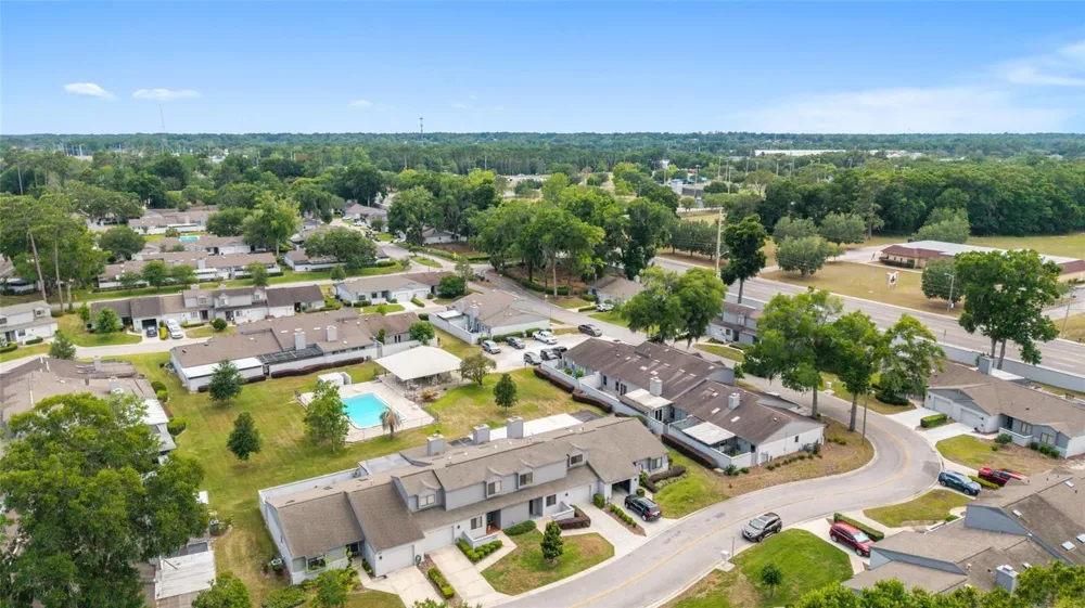 1927 SE 37TH COURT CIRCLE ocala, FL 34471