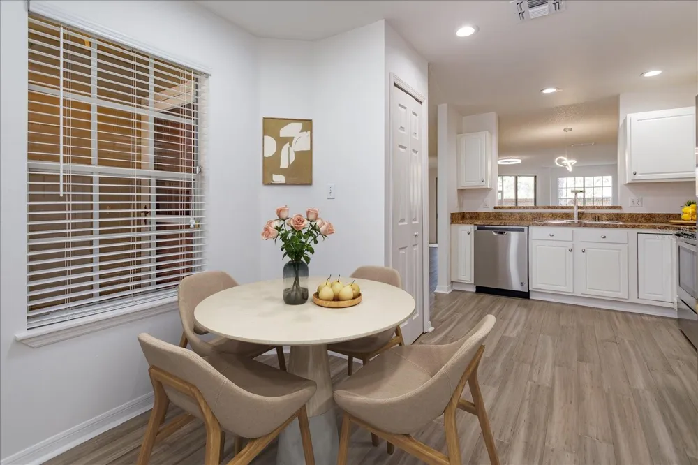 671 POST OAK CIRCLE #107 Altamonte Springs, FL 32701