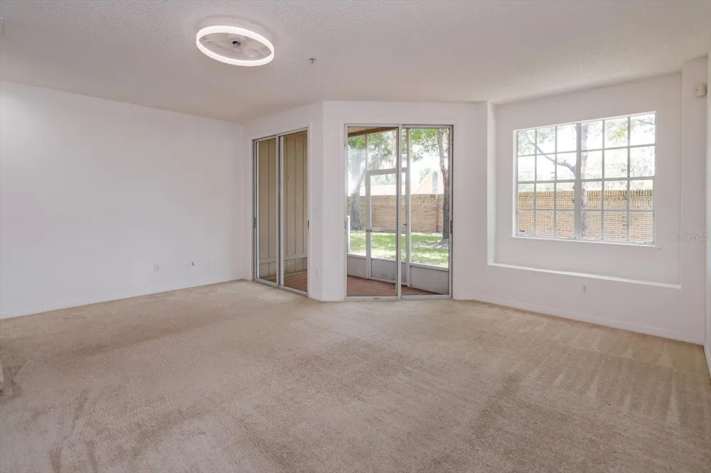 671 POST OAK CIRCLE #107 Altamonte Springs, FL 32701
