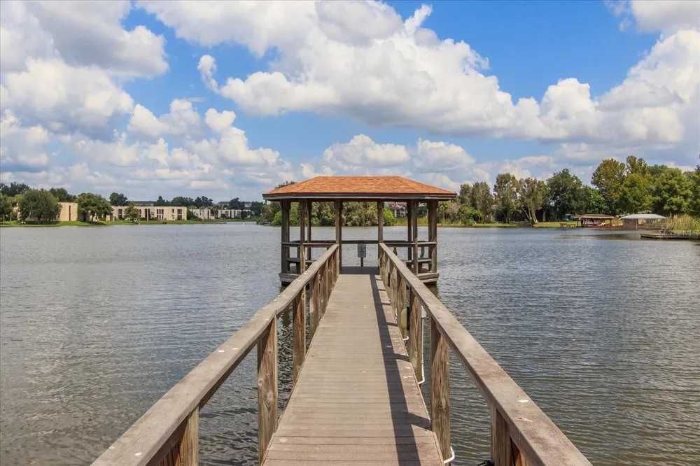 671 POST OAK CIRCLE #107 Altamonte Springs, FL 32701
