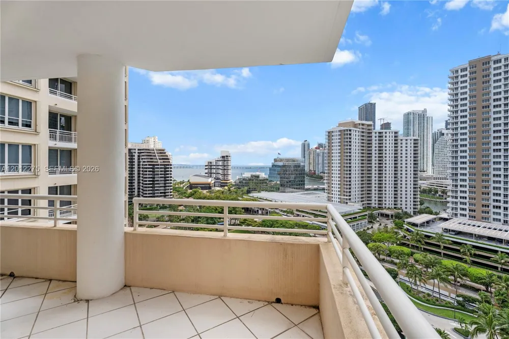 888 Brickell Key Dr #1702 Miami, FL 33131