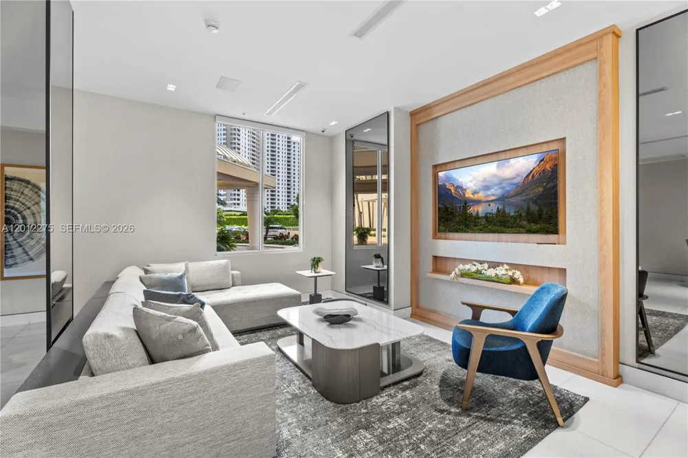 888 Brickell Key Dr #1702 Miami, FL 33131
