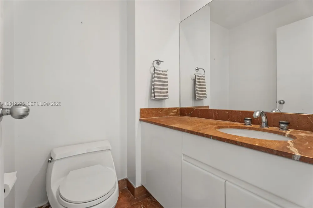 888 Brickell Key Dr #1702 Miami, FL 33131