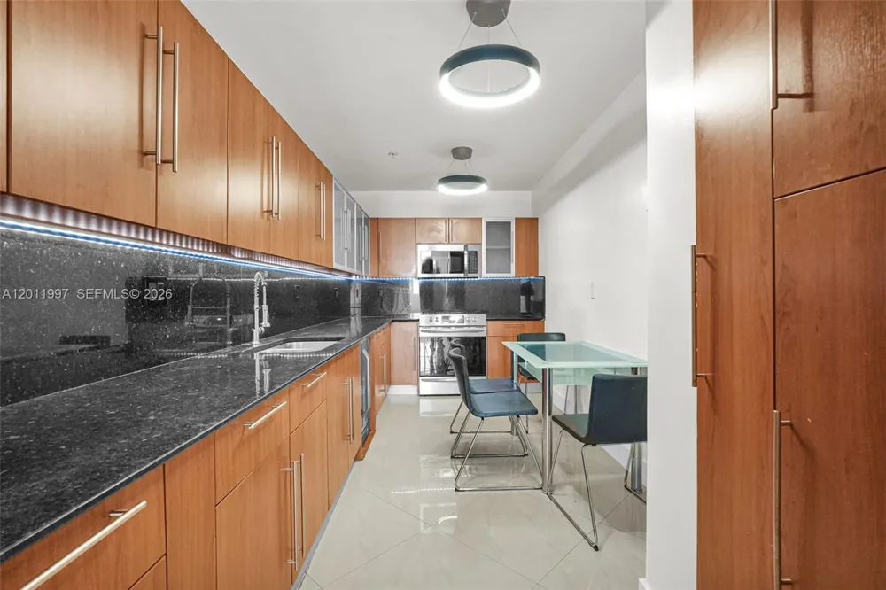 3001 S Ocean Dr #1611 Hollywood, FL 33019