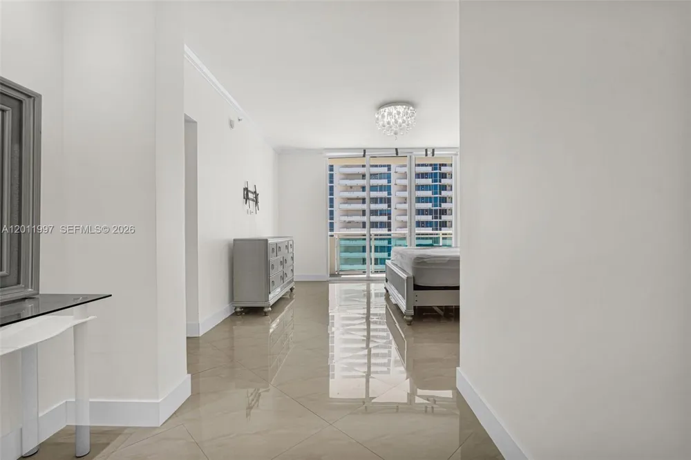 3001 S Ocean Dr #1611 Hollywood, FL 33019