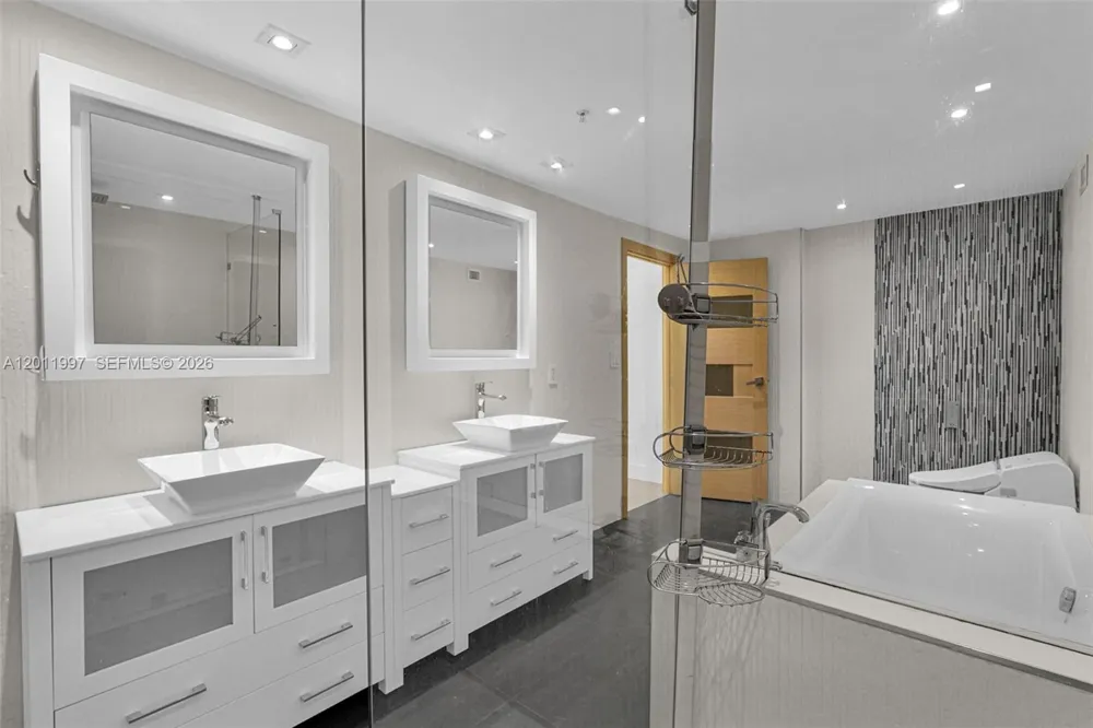 3001 S Ocean Dr #1611 Hollywood, FL 33019