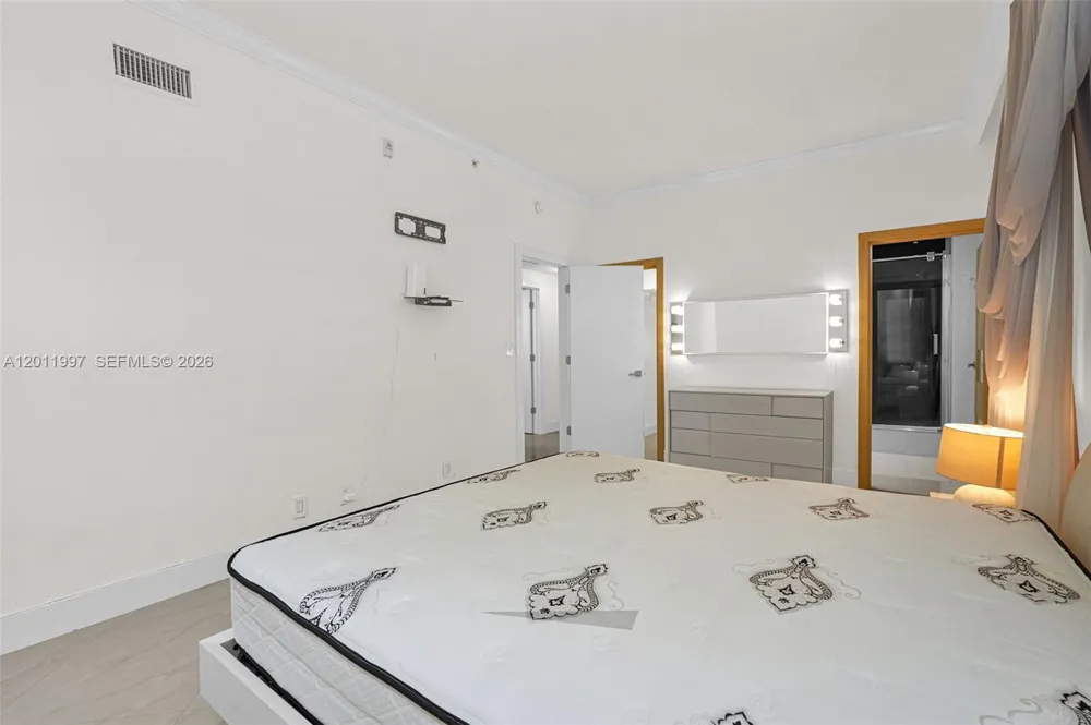 3001 S Ocean Dr #1611 Hollywood, FL 33019