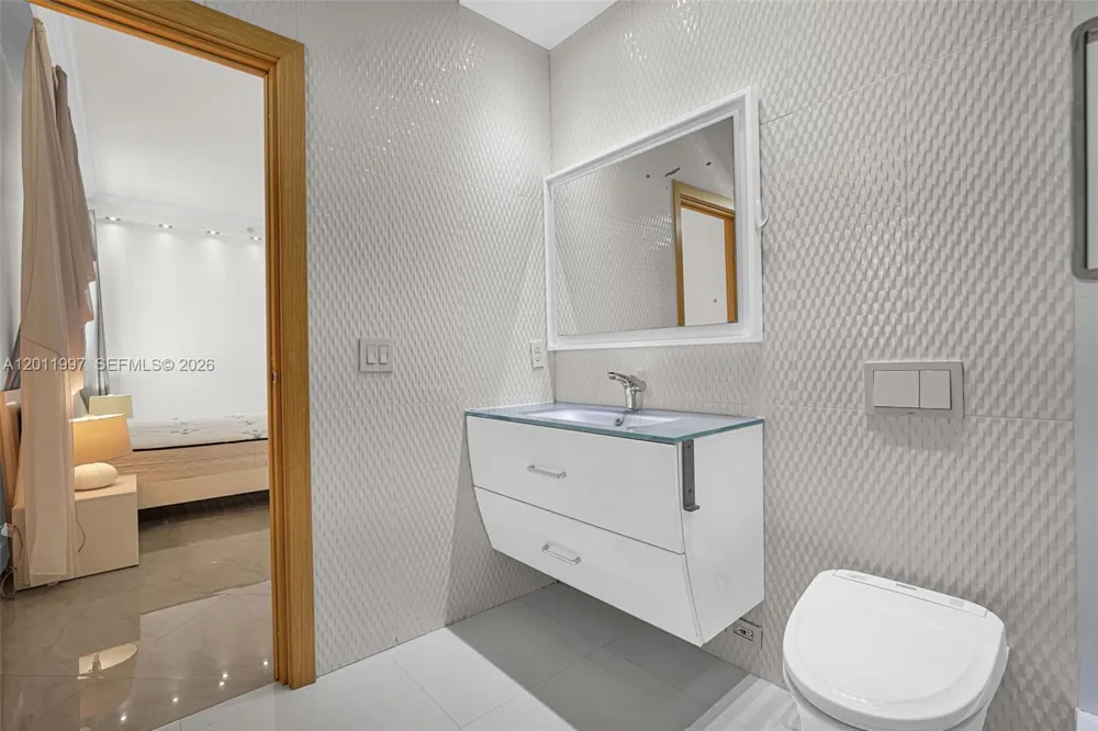 3001 S Ocean Dr #1611 Hollywood, FL 33019