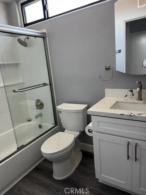 6117 E Seaside Long Beach, CA 90803