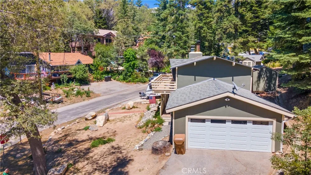 37667 Live Oak Street Angelus Oaks, CA 92305