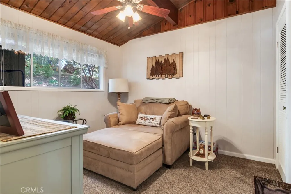 37667 Live Oak Street Angelus Oaks, CA 92305