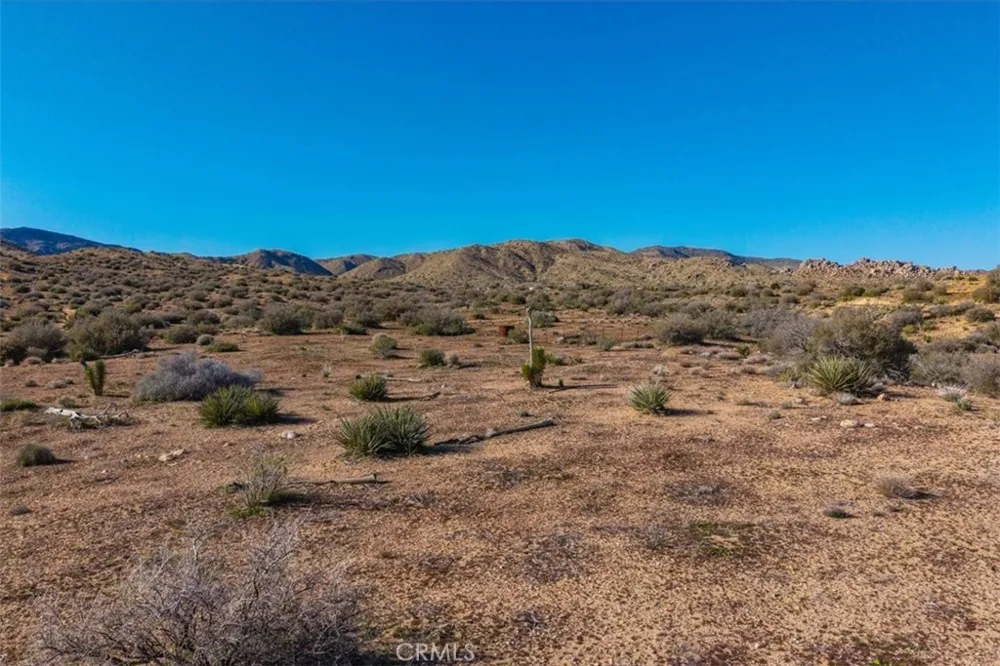 3263 Apache Pass Pioneertown, CA 92268