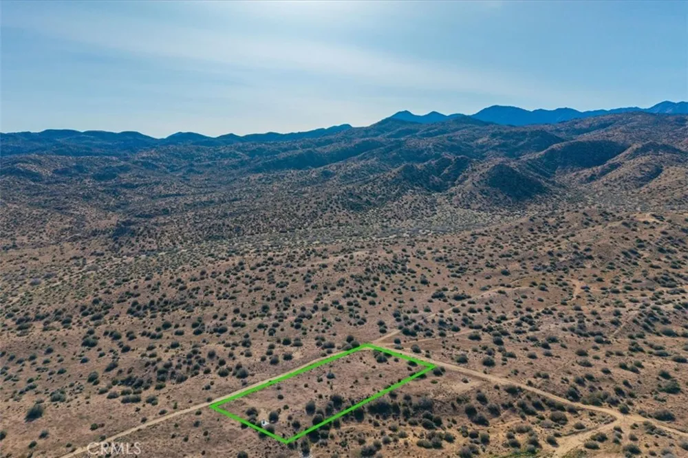 3263 Apache Pass Pioneertown, CA 92268