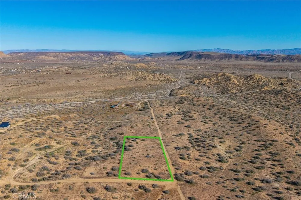 3263 Apache Pass Pioneertown, CA 92268