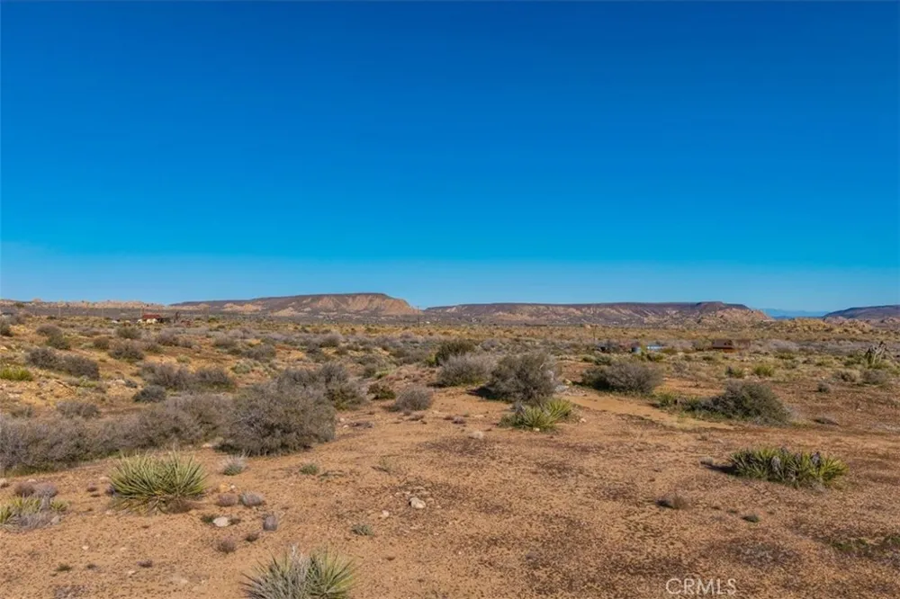 3263 Apache Pass Pioneertown, CA 92268