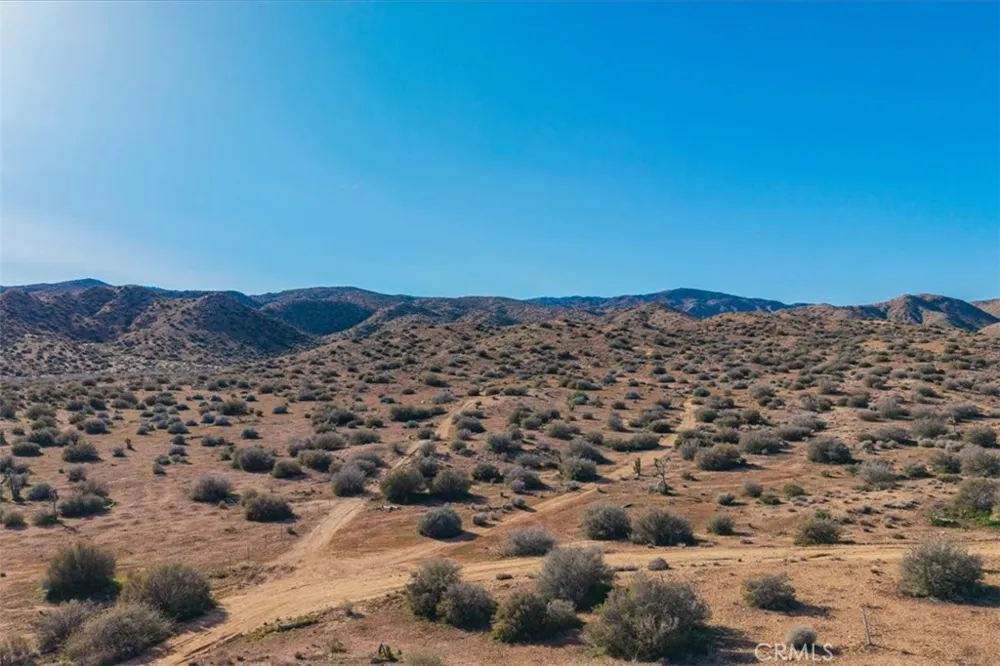 3263 Apache Pass Pioneertown, CA 92268