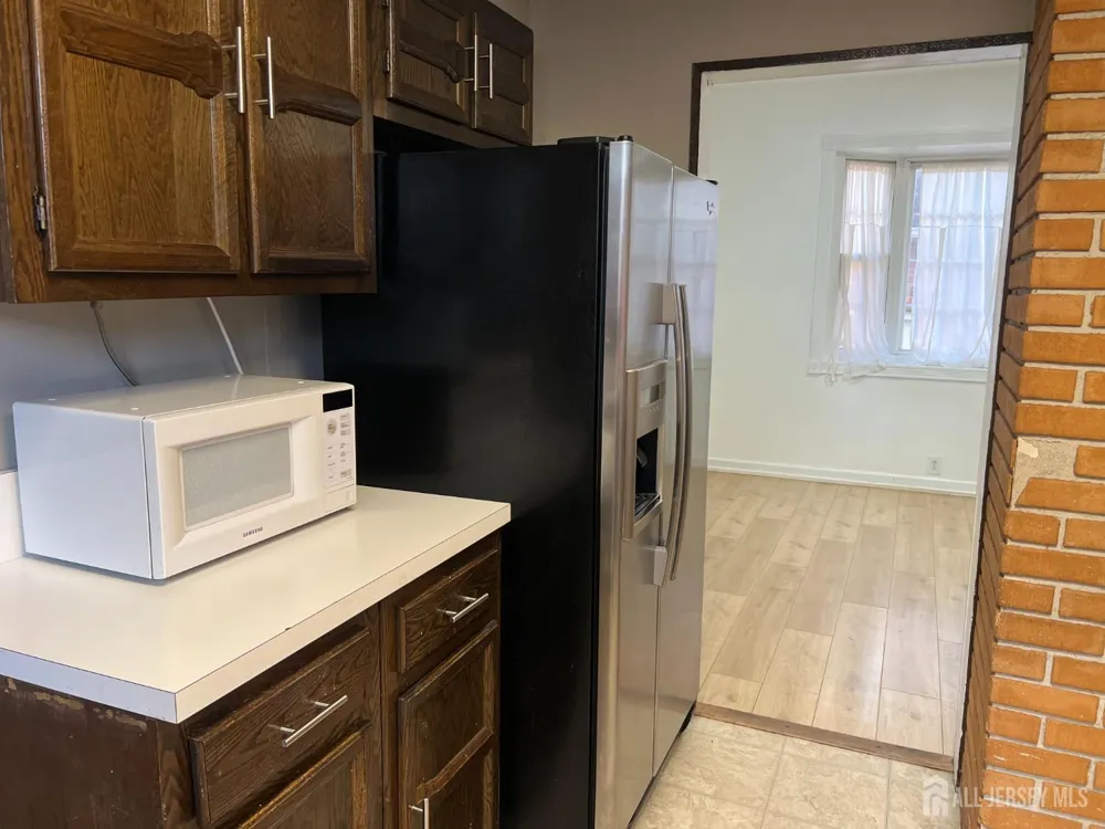 138 Luther Ave Avenue Hopelawn, NJ 08861