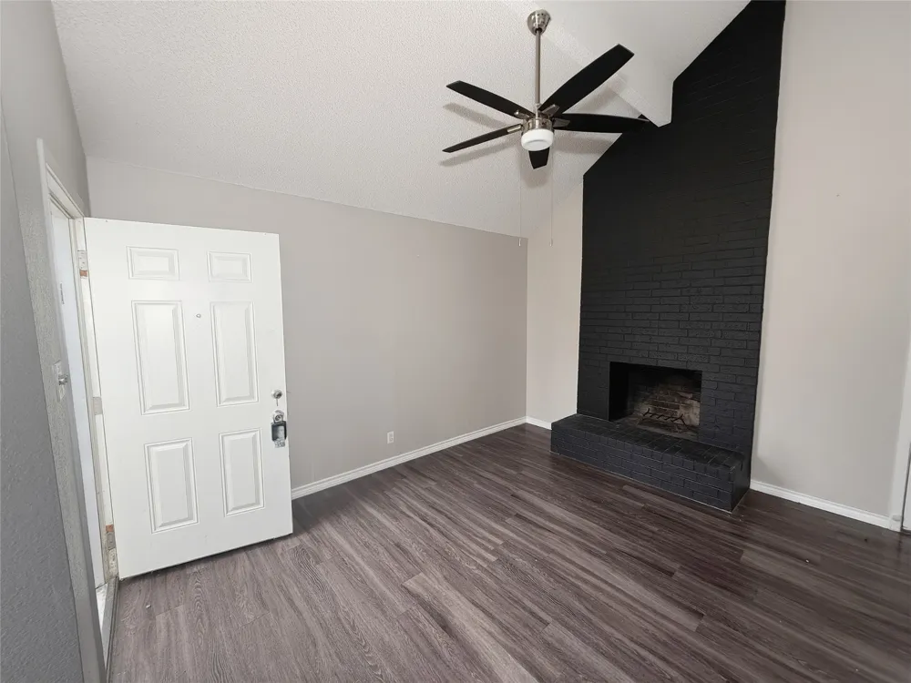1900 W Taylor Street #2 Sherman, TX 75092