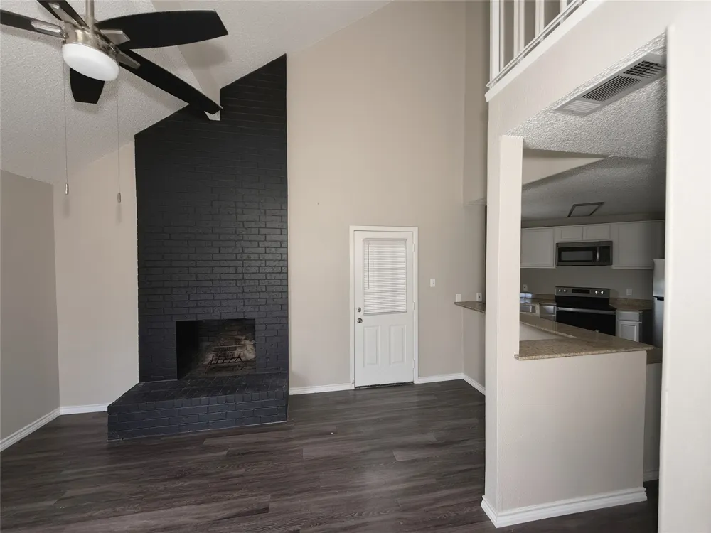 1900 W Taylor Street #2 Sherman, TX 75092