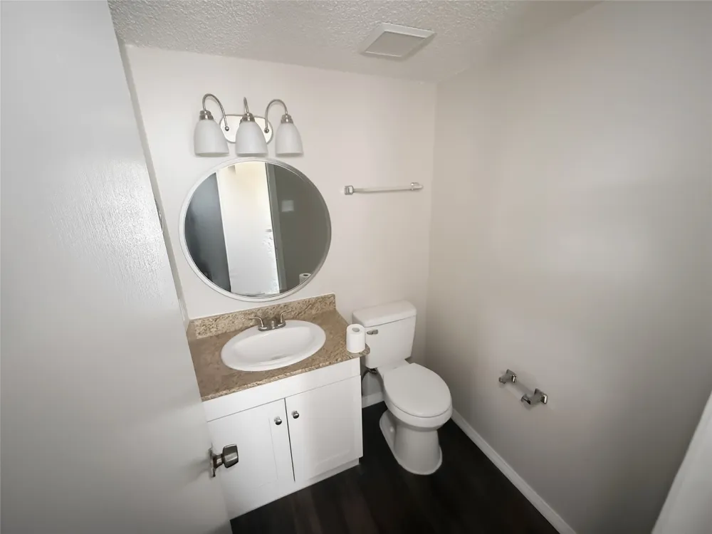 1900 W Taylor Street #2 Sherman, TX 75092
