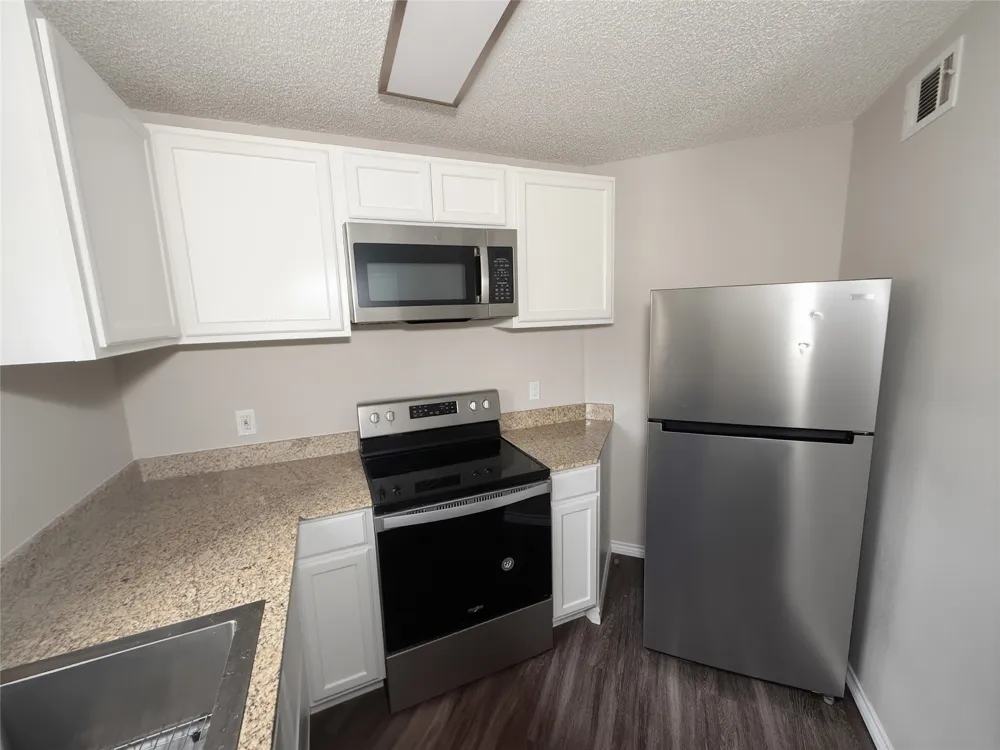 1900 W Taylor Street #2 Sherman, TX 75092