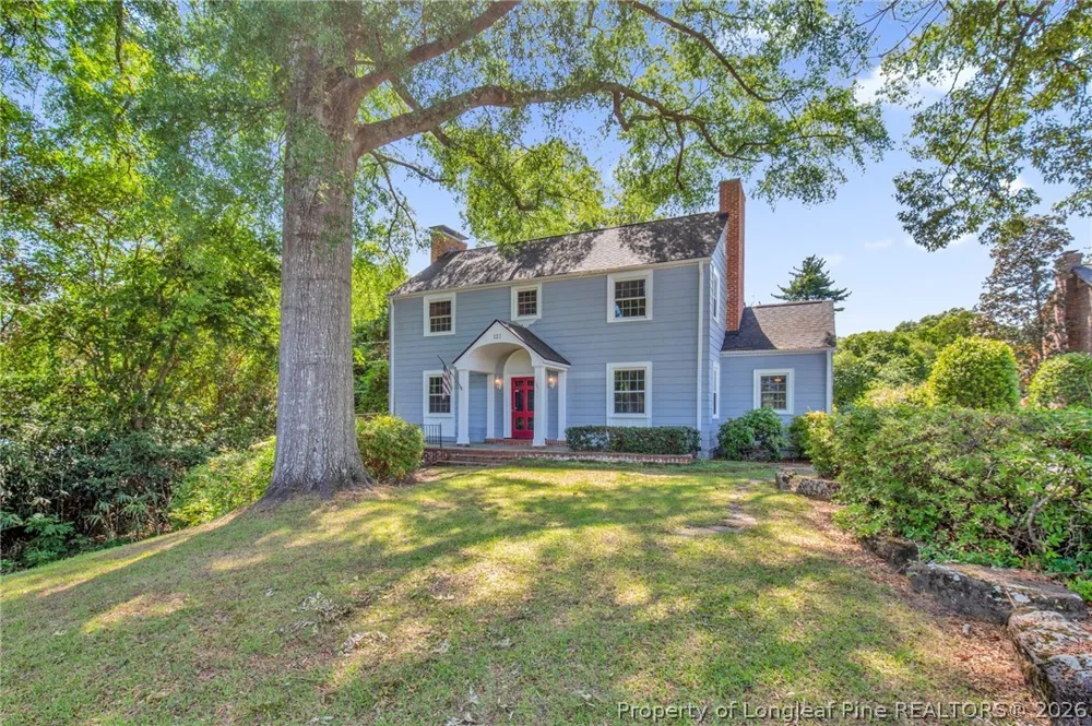 220 Bradford Avenue