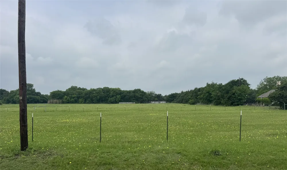 2505 Grace Lane Lancaster, TX 75146