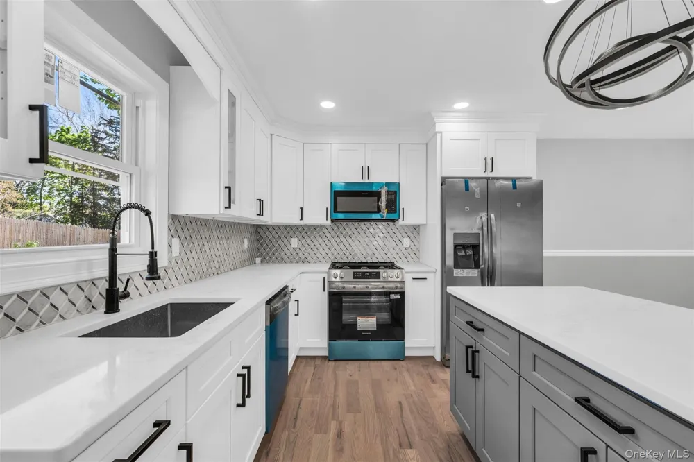 20 Lehigh Avenue Centereach, NY 11720