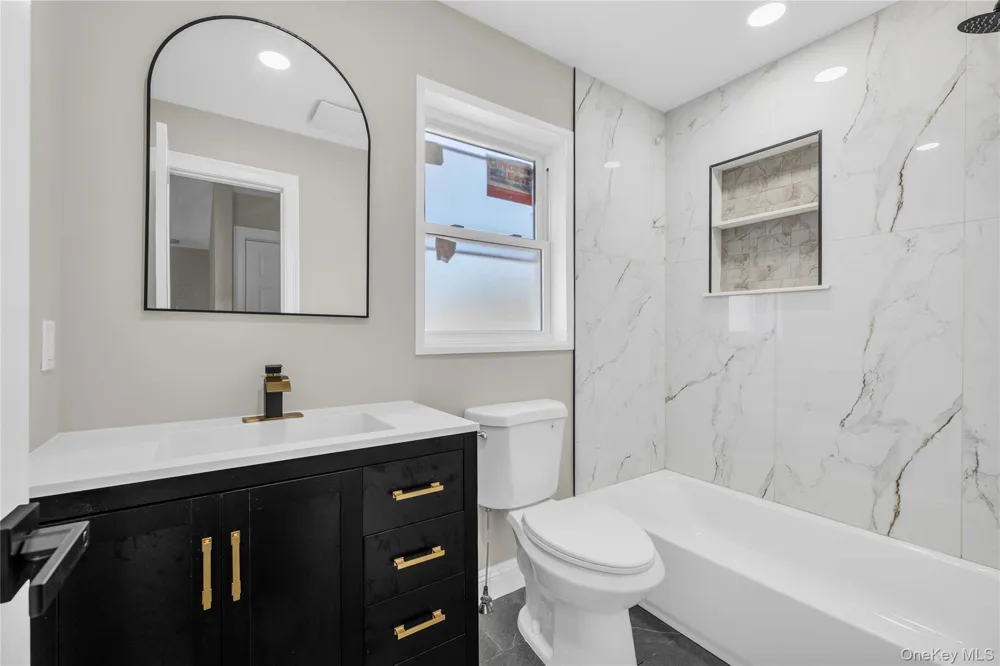 20 Lehigh Avenue Centereach, NY 11720