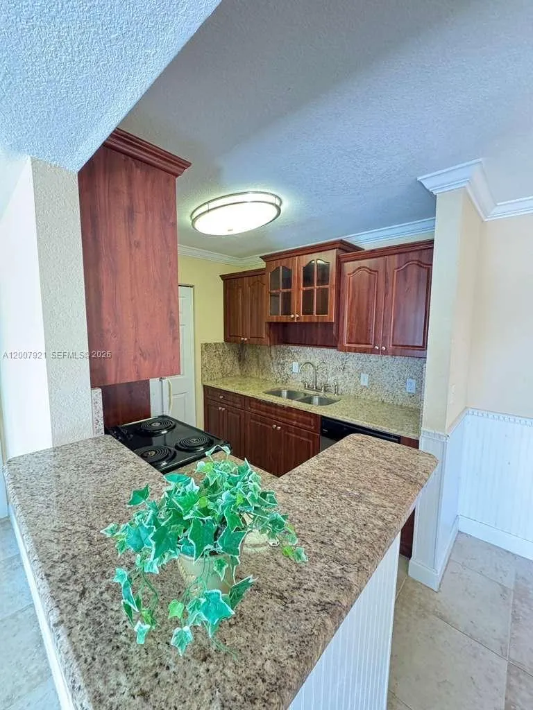 455 ALT 19 S #12 Palm Harbor, FL 34683