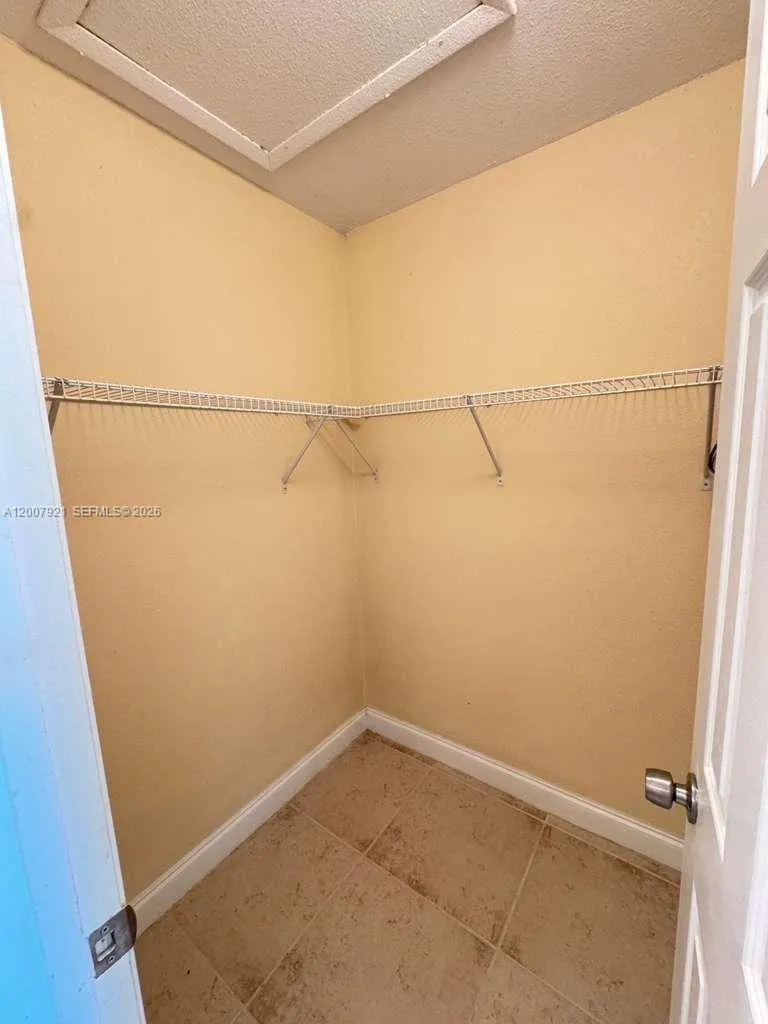 455 ALT 19 S #12 Palm Harbor, FL 34683