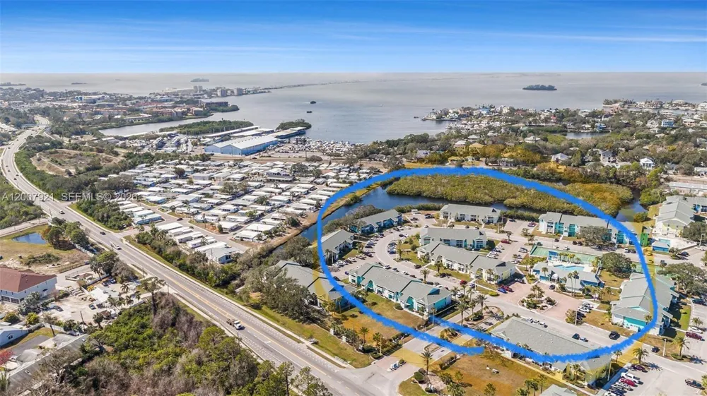 455 ALT 19 S #12 Palm Harbor, FL 34683