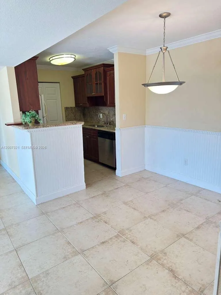 455 ALT 19 S #12 Palm Harbor, FL 34683