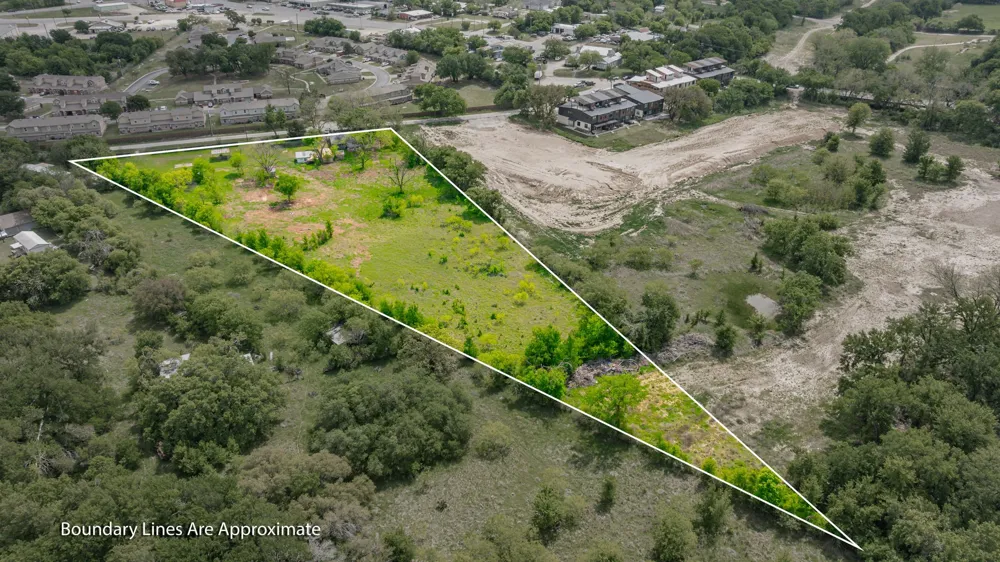 310 Clark Lane Stephenville, TX 76401