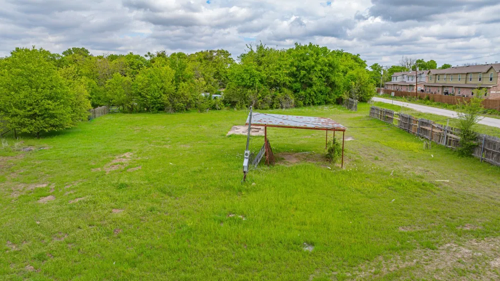 310 Clark Lane Stephenville, TX 76401