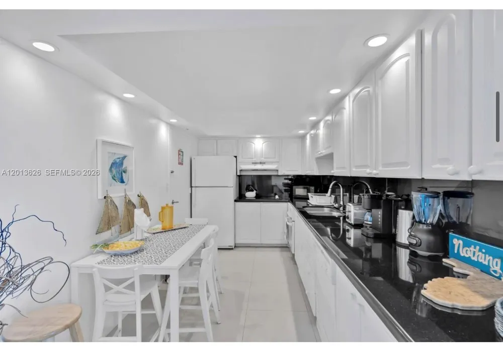 4001 S Ocean Dr #7B Hollywood, FL 33019