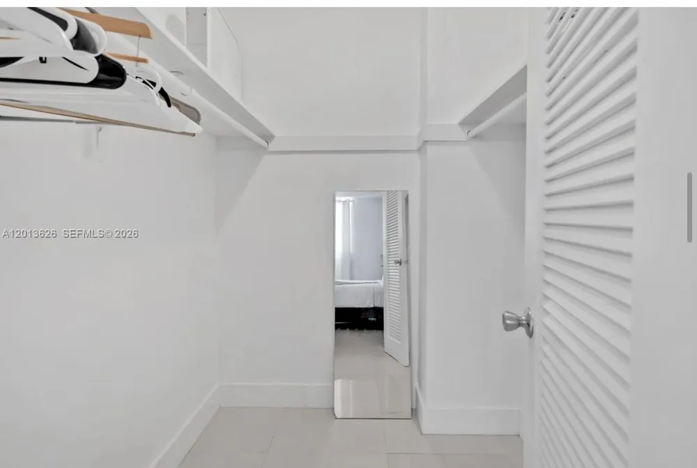 4001 S Ocean Dr #7B Hollywood, FL 33019