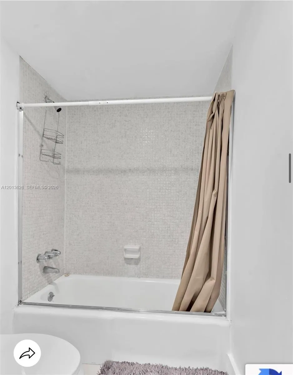4001 S Ocean Dr #7B Hollywood, FL 33019
