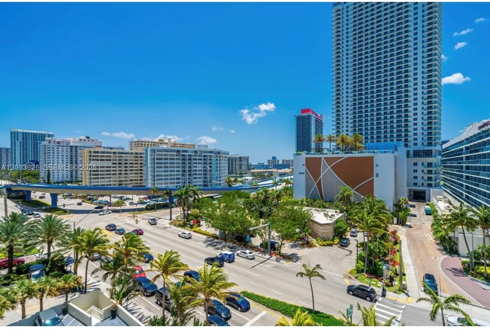 4001 S Ocean Dr #7B Hollywood, FL 33019