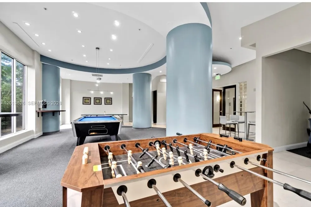 4001 S Ocean Dr #7B Hollywood, FL 33019