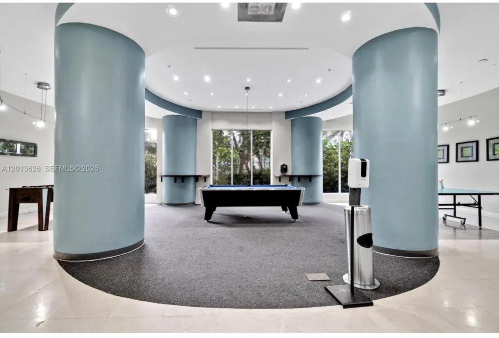 4001 S Ocean Dr #7B Hollywood, FL 33019