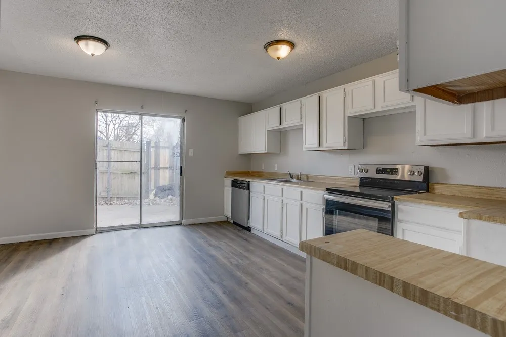 10500 Lake June Road Dallas, TX 75217
