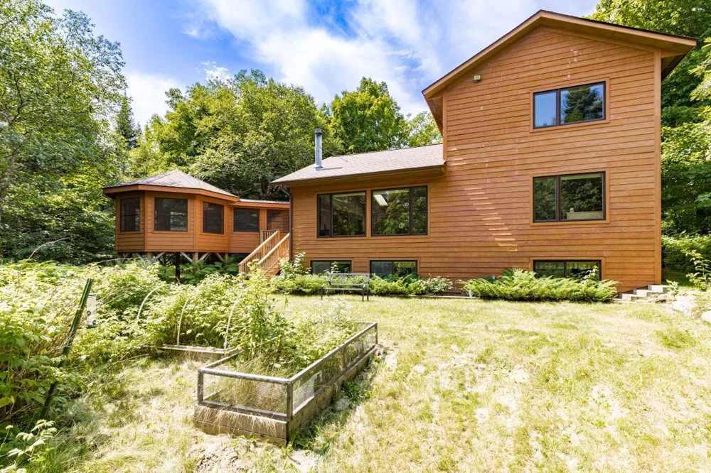 38 Sawmill Lane Lutsen, MN 55612