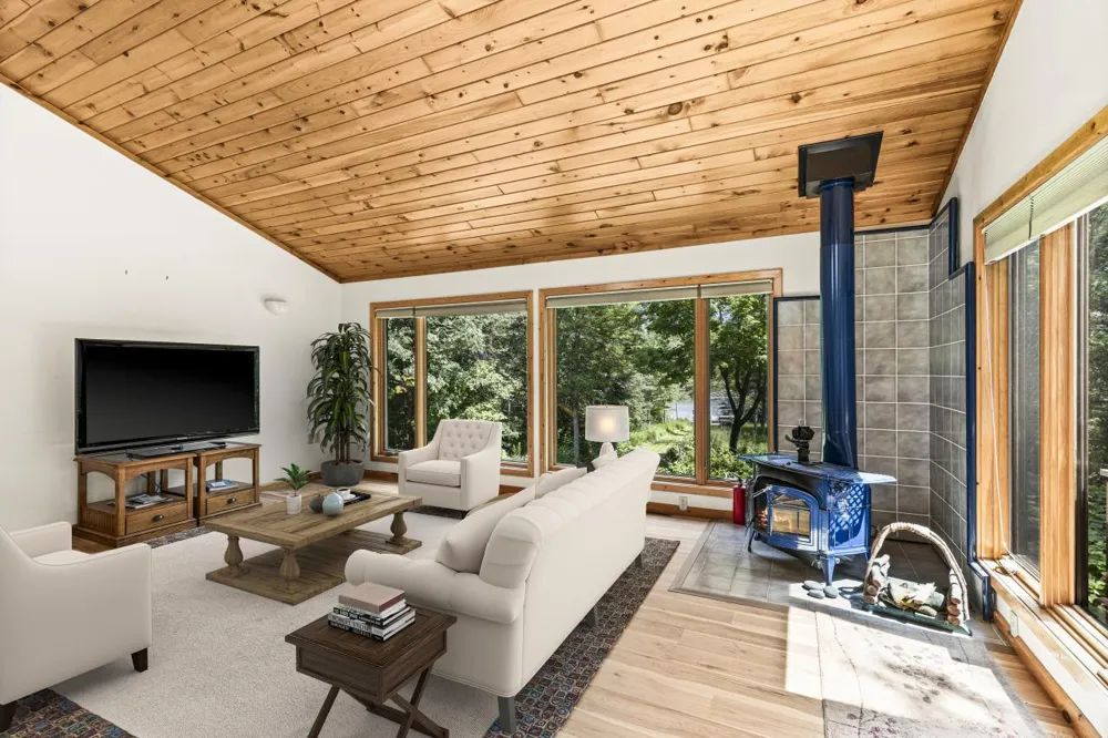 38 Sawmill Lane Lutsen, MN 55612