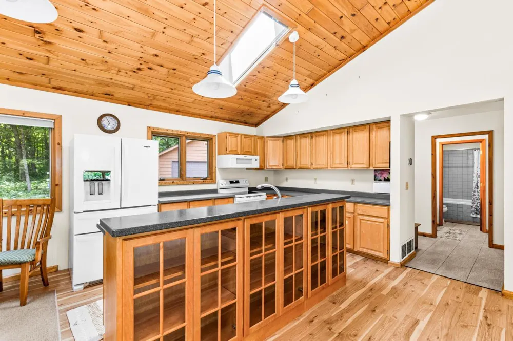 38 Sawmill Lane Lutsen, MN 55612